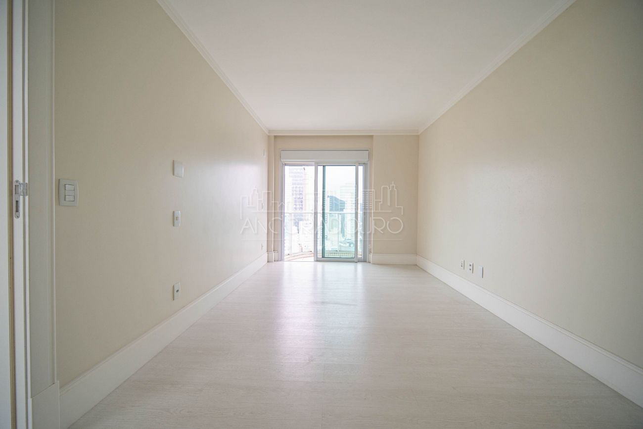 Apartamento, 4 quartos, 239 m² - Foto 9