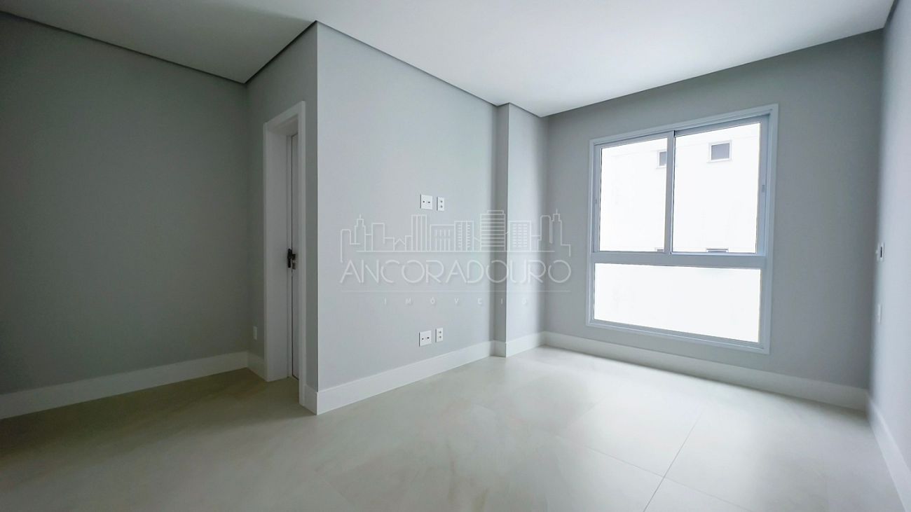 Apartamento, 4 quartos, 270 m² - Foto 32
