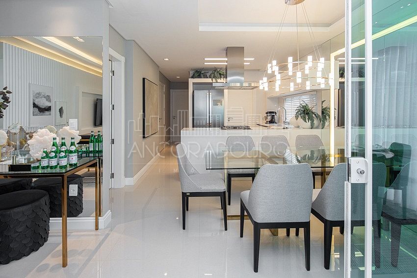 Apartamento, 3 quartos, 132 m² - Foto 1