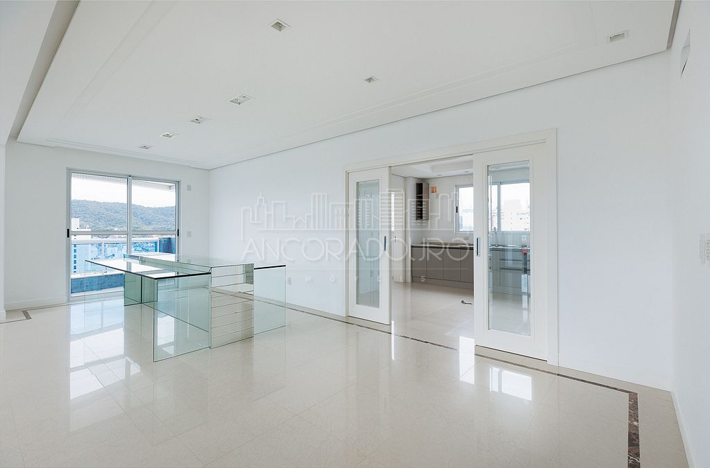 Apartamento, 3 quartos, 252 m² - Foto 6