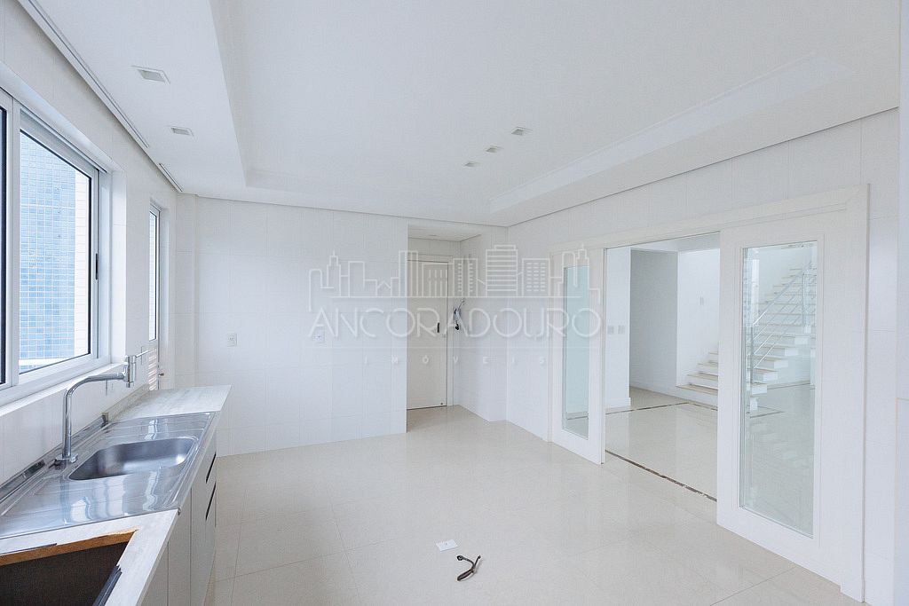 Apartamento, 3 quartos, 252 m² - Foto 12