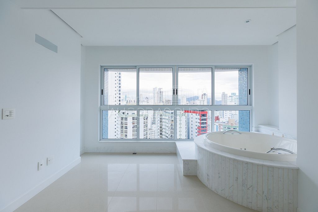 Apartamento, 3 quartos, 252 m² - Foto 13