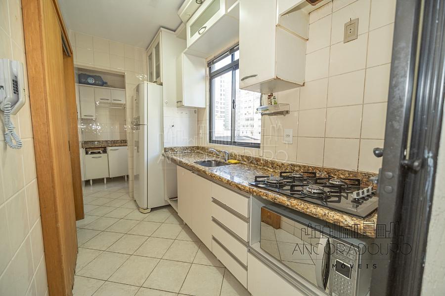 Apartamento vista mar: 3 dormitórios (1 suíte), 1 vaga garagem, Rua 3000 em Balneário Camboriú; — foto 9