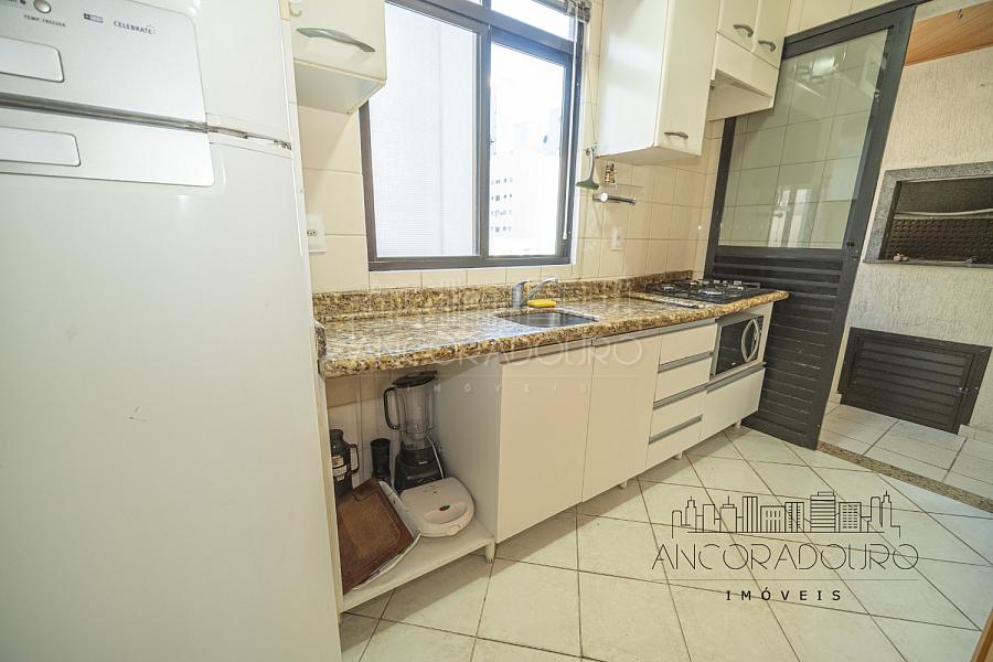 Apartamento vista mar: 3 dormitórios (1 suíte), 1 vaga garagem, Rua 3000 em Balneário Camboriú; — foto 11