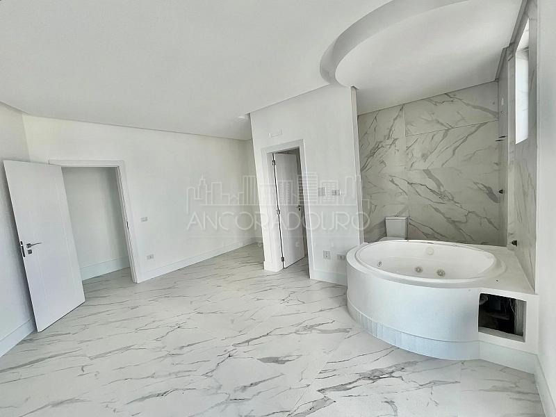 Infinity Residence Club: 4 suítes, 3 vagas garagem, Novo, Frente mar no Centro de Itapema/SC — foto 26