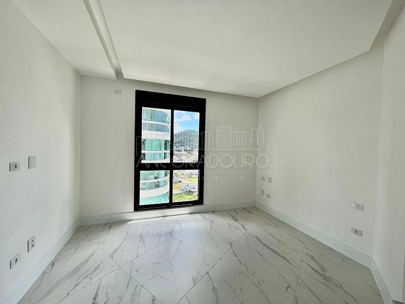 Infinity Residence Club: 4 suítes, 3 vagas garagem, Novo, Frente mar no Centro de Itapema/SC — foto 27