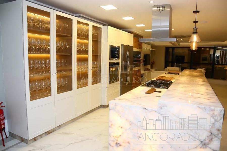 Infinity Residence Club: 4 suítes, 3 vagas garagem, Novo, Frente mar no Centro de Itapema/SC — foto 14