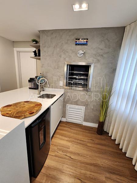 Apartamento 1 suíte, 2 demi suítes, 2 vagas garagem, Centro de Balneário Camboriú. Próximo da Havan na Barra Sul, academias e comércios no geral. — foto 5