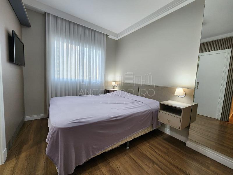 Apartamento 1 suíte, 2 demi suítes, 2 vagas garagem, Centro de Balneário Camboriú. Próximo da Havan na Barra Sul, academias e comércios no geral. — foto 9