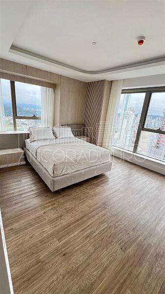 4 suítes, 3 vagas garagem, mobiliado, andar alto. Barra Sul de Balneário Camboriú. — foto 8