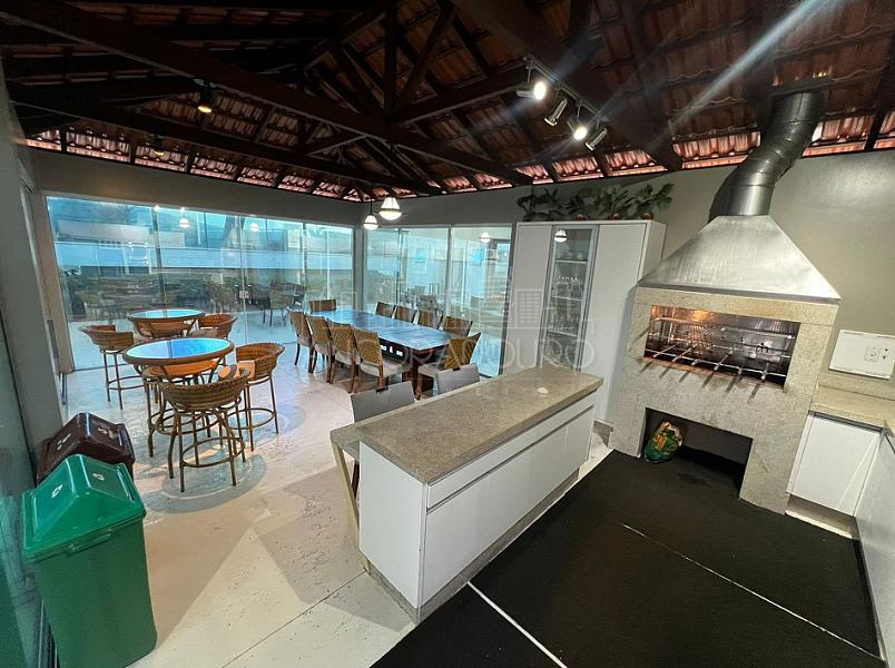 3 suítes, 4 vagas garagem, Vista mar, Barra Sul em Balneário Camboriú. — foto 3