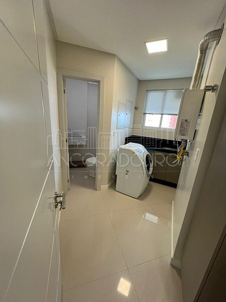 3 suítes, 4 vagas garagem, Vista mar, Barra Sul em Balneário Camboriú. — foto 18