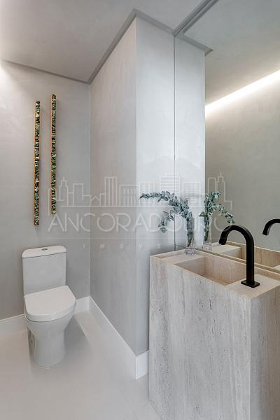 4 suítes, 3 vagas garagem, mobiliado, andar alto. Barra Sul de Balneário Camboriú. — foto 2