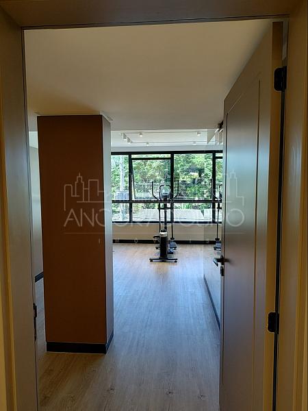 2 Dormitórios (1 suíte), Sacada com churrasqueira, 1 Vaga garagem privativa. Nações em Balneário Camboriú. — foto 8