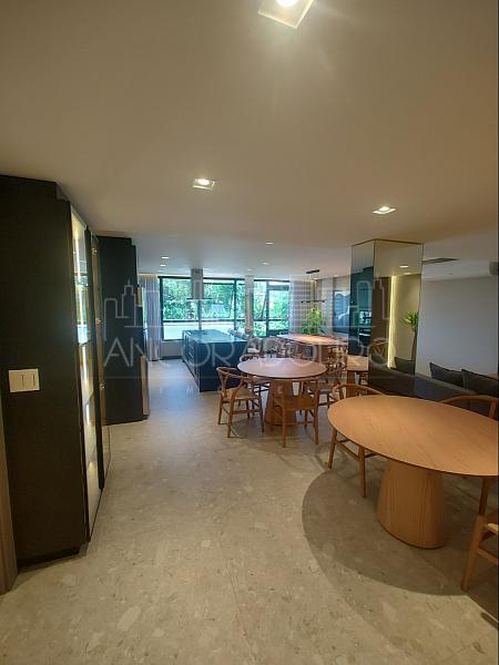 2 Dormitórios (1 suíte), Sacada com churrasqueira, 1 Vaga garagem privativa. Nações em Balneário Camboriú. — foto 14