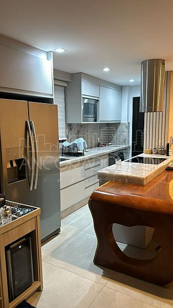 2 Dormitórios (1 suíte), 1 vagas garagem, mobiliado, Praia Brava em Itajaí. — foto 3