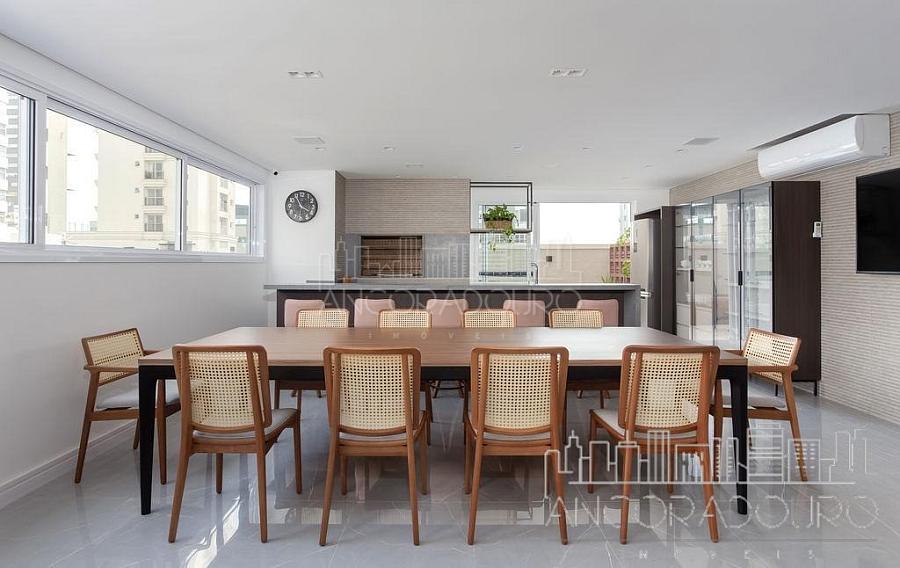 Apartamento com 3 dormitórios (sendo 1 Suíte), 2 Vagas de Garagem, Centro de Balneário Camboriú. — foto 10