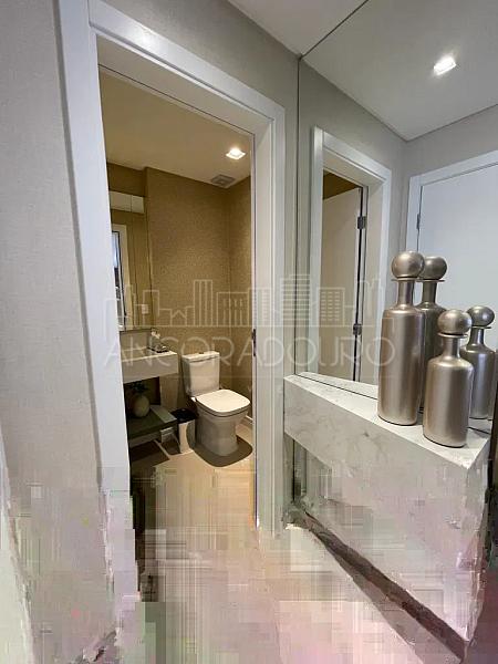 Apartamento com 3 dormitórios (sendo 1 Suíte), 2 Vagas de Garagem, Centro de Balneário Camboriú. — foto 27