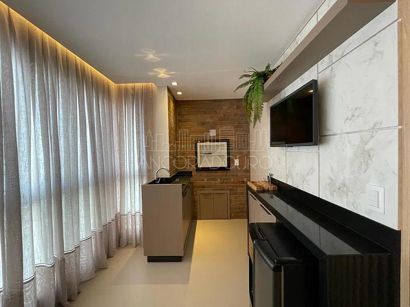 Apartamento com 3 dormitórios (sendo 1 Suíte), 2 Vagas de Garagem, Centro de Balneário Camboriú. — foto 29