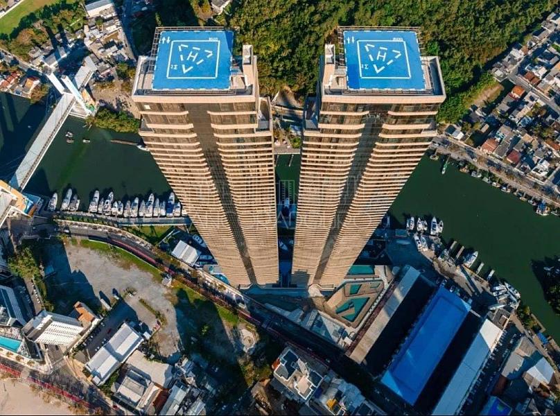 4 suítes, 3 vagas garagem, Barra Sul de Balneário Camboriú. — foto 2