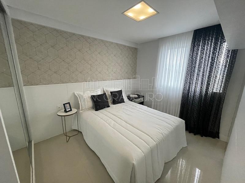 3 Suítes, mobiliado, 3 vagas de garagem, Região Central de Balneário Camboriú. — foto 10