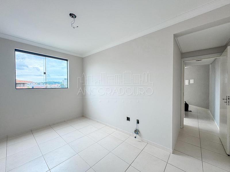 2 Dormitórios, vaga privativa, reformado, sacada com churrasqueira à carvão, Camboriú. — foto 14