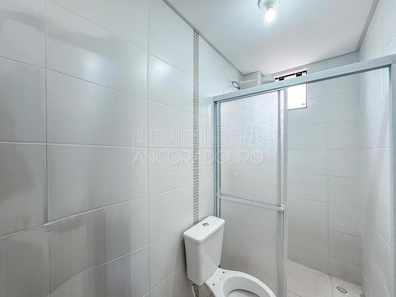 2 Dormitórios, vaga privativa, reformado, sacada com churrasqueira à carvão, Camboriú. — foto 15