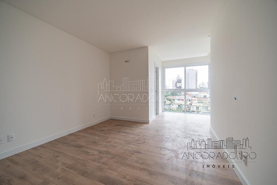 Frente mar, 4 Dormitórios (2 Suítes), 174m² área útil, 2 Vaga garagem, Balneário Piçarras. — foto 40