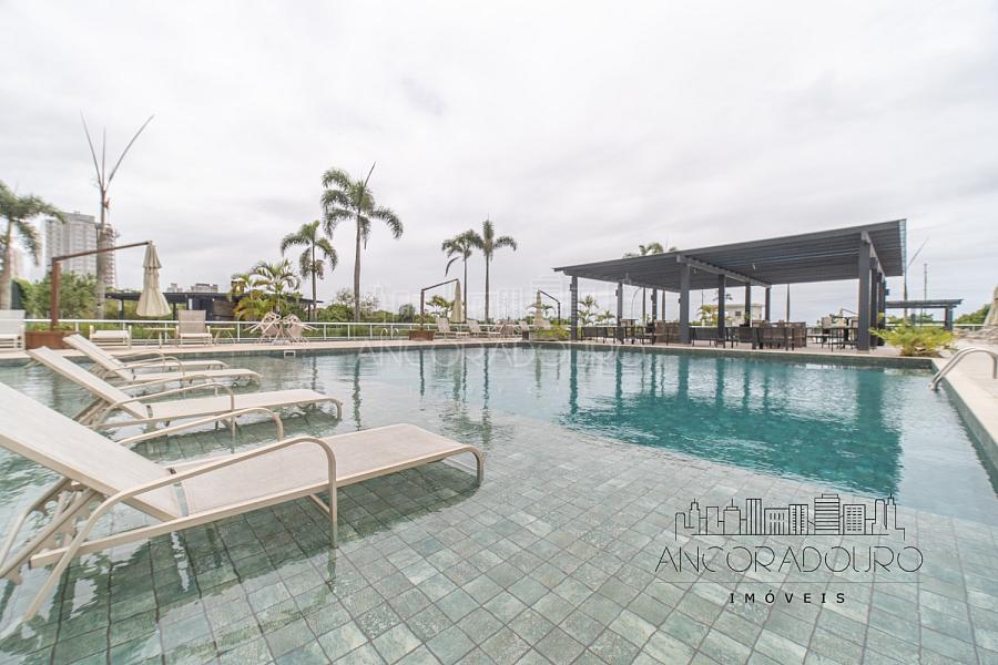 Frente mar, 4 Dormitórios (2 Suítes), 174m² área útil, 2 Vaga garagem, Balneário Piçarras. — foto 8