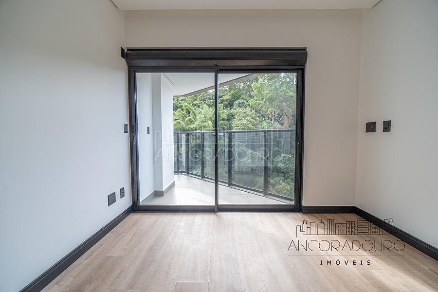 Fazenda em Itajaí: 1 Suíte + 2 Demi Suítes, 2 Vagas de garagem, Próximo da Beira Rio, área de lazer completa. — foto 29