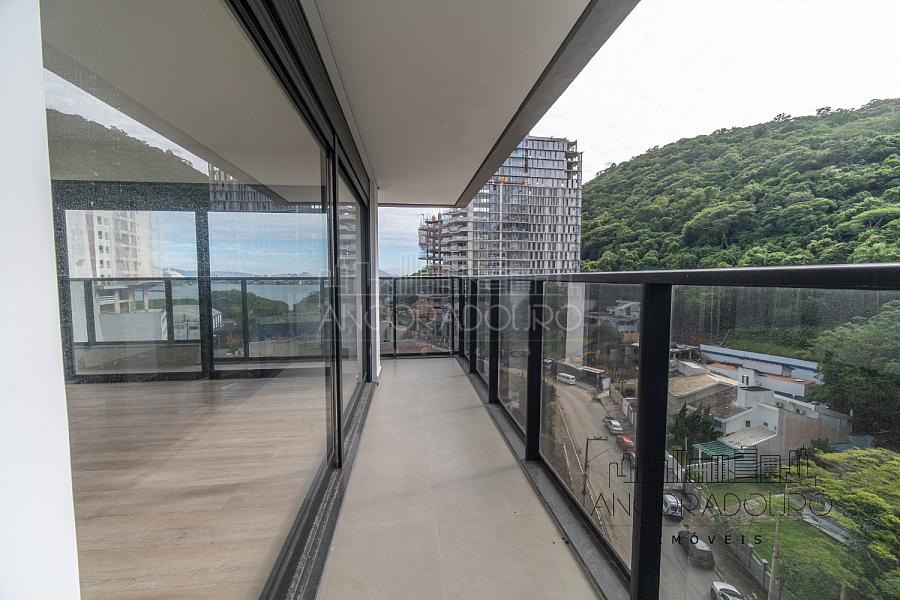 Fazenda em Itajaí: 1 Suíte + 2 Demi Suítes, 2 Vagas de garagem, Próximo da Beira Rio, área de lazer completa. — foto 42