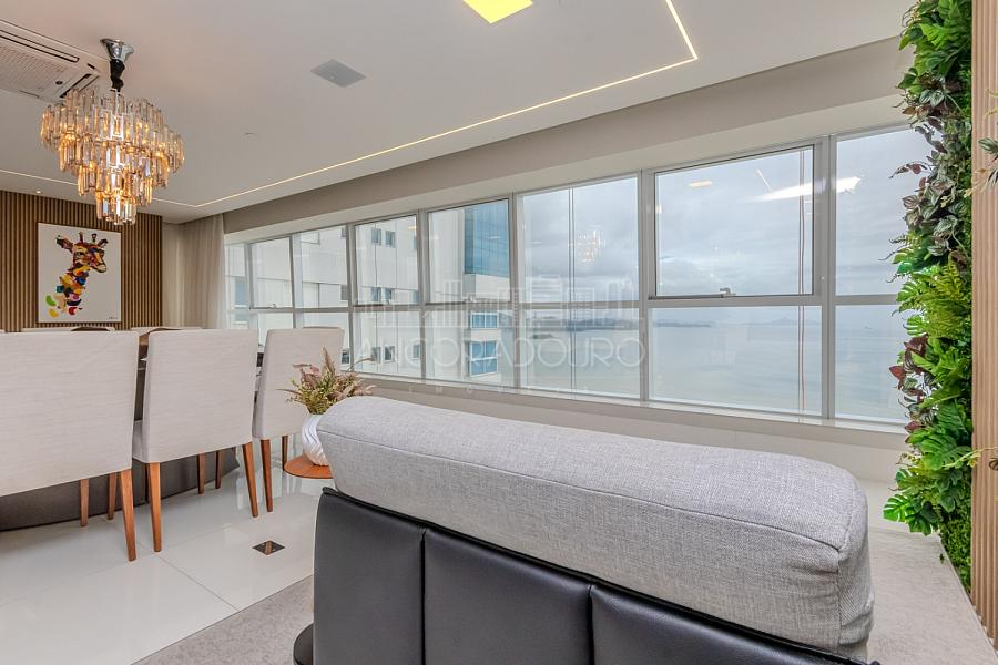 5 suítes, 6 vagas garagem, mobiliado, Vista privilegiada de frente para o mar em Balneário Camboriú. — foto 6