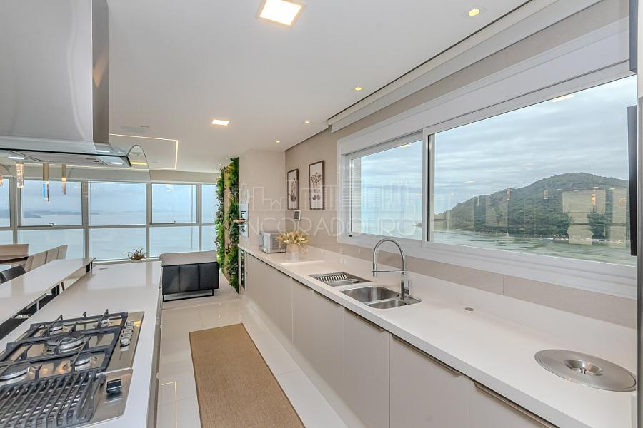 5 suítes, 6 vagas garagem, mobiliado, Vista privilegiada de frente para o mar em Balneário Camboriú. — foto 20
