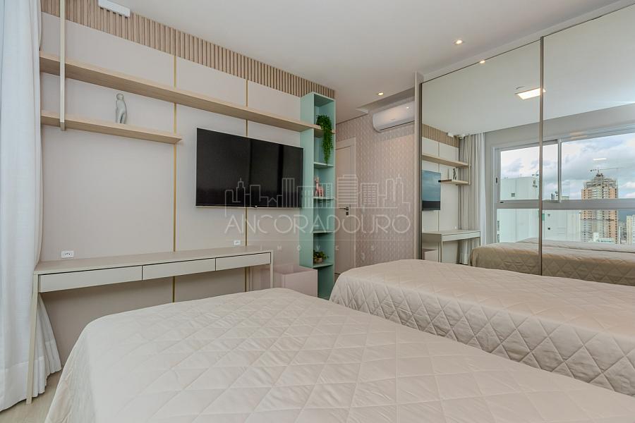 5 suítes, 6 vagas garagem, mobiliado, Vista privilegiada de frente para o mar em Balneário Camboriú. — foto 42