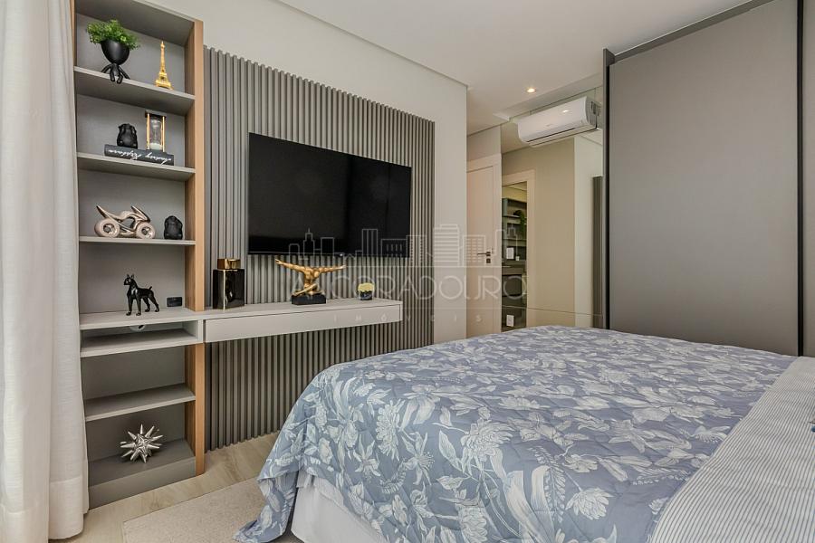 5 suítes, 6 vagas garagem, mobiliado, Vista privilegiada de frente para o mar em Balneário Camboriú. — foto 40