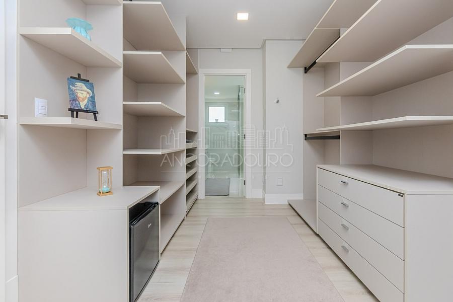 5 suítes, 6 vagas garagem, mobiliado, Vista privilegiada de frente para o mar em Balneário Camboriú. — foto 55