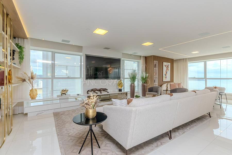 5 suítes, 6 vagas garagem, mobiliado, Vista privilegiada de frente para o mar em Balneário Camboriú. — foto 14