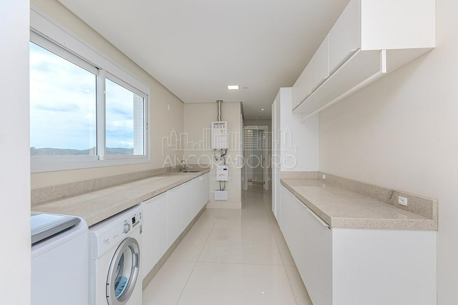 5 suítes, 6 vagas garagem, mobiliado, Vista privilegiada de frente para o mar em Balneário Camboriú. — foto 28