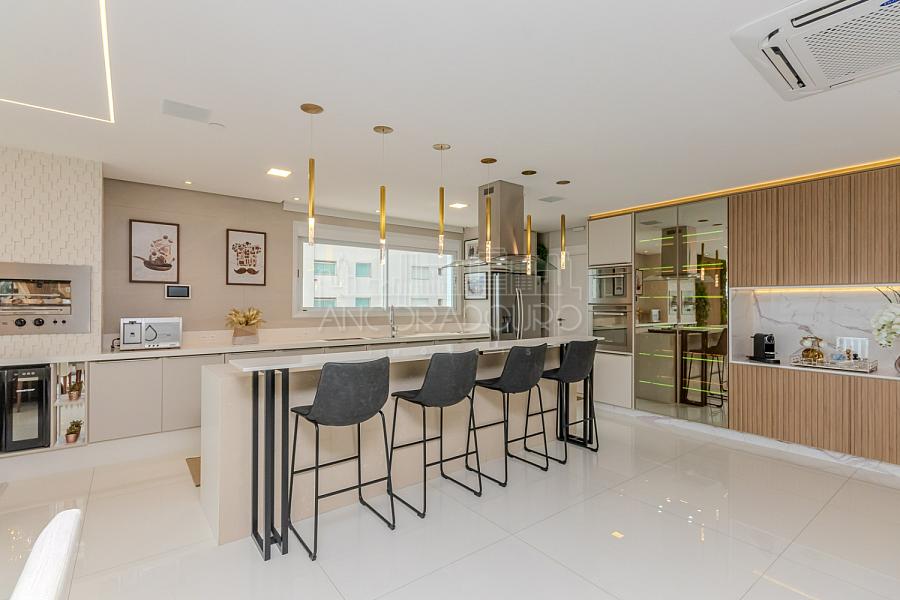 5 suítes, 6 vagas garagem, mobiliado, Vista privilegiada de frente para o mar em Balneário Camboriú. — foto 17