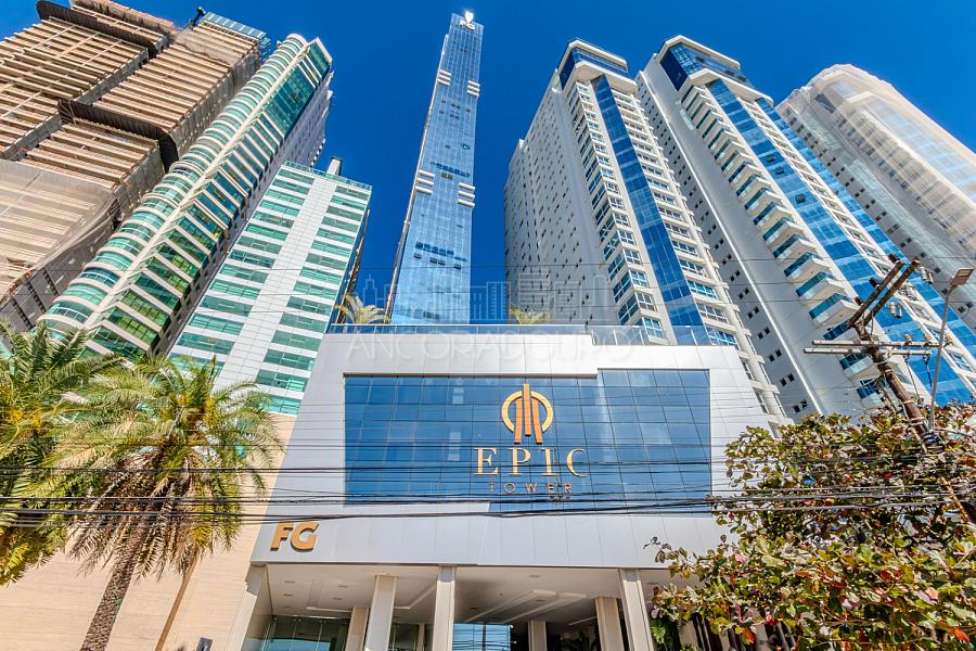 5 suítes, 6 vagas garagem, mobiliado, Vista privilegiada de frente para o mar em Balneário Camboriú. — foto 95