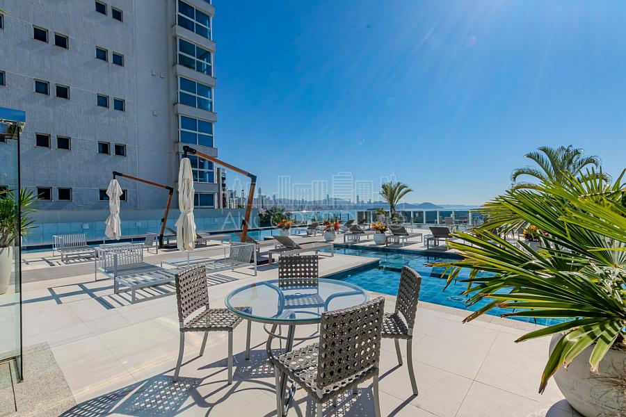 5 suítes, 6 vagas garagem, mobiliado, Vista privilegiada de frente para o mar em Balneário Camboriú. — foto 69