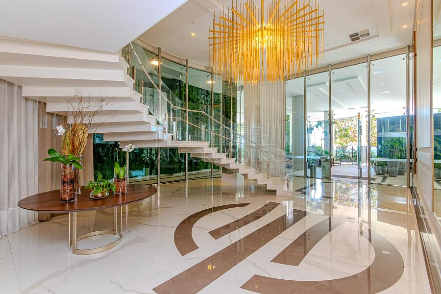 5 suítes, 6 vagas garagem, mobiliado, Vista privilegiada de frente para o mar em Balneário Camboriú. — foto 92