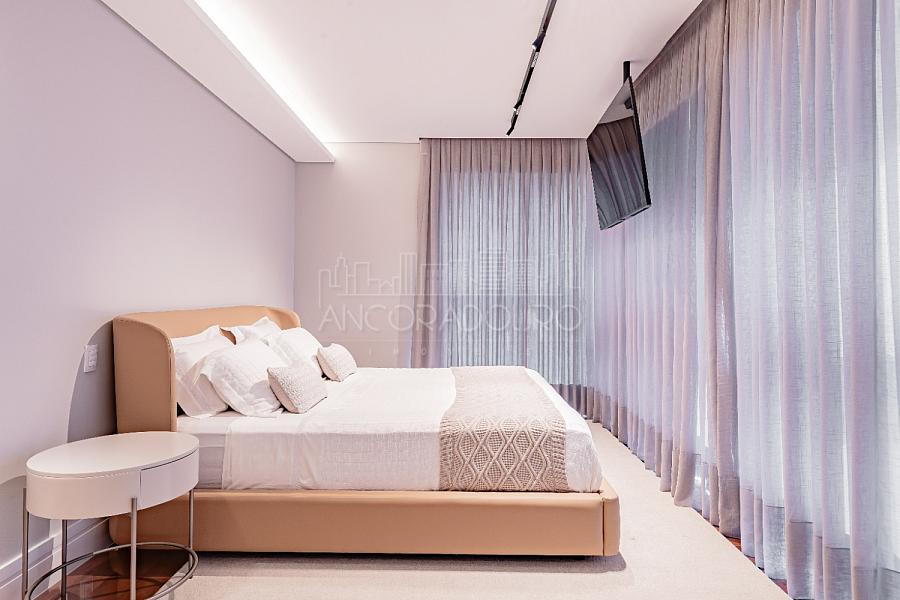 4 suítes, decorado, 4 vagas garagem, Avenida Atlântica em Balneário Camboriú — foto 67