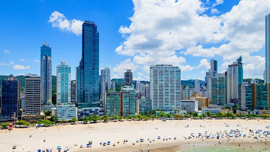 4 suítes, decorado, 4 vagas garagem, Avenida Atlântica em Balneário Camboriú — foto 6