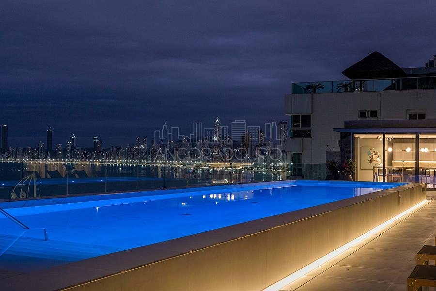 4 suítes, decorado, 4 vagas garagem, Avenida Atlântica em Balneário Camboriú — foto 46