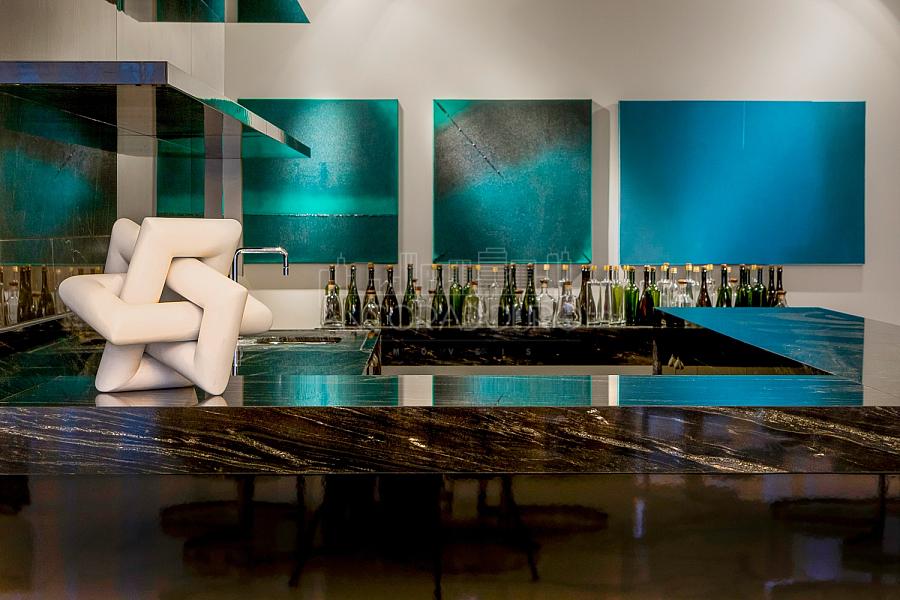 4 suítes, decorado, 4 vagas garagem, Avenida Atlântica em Balneário Camboriú — foto 25