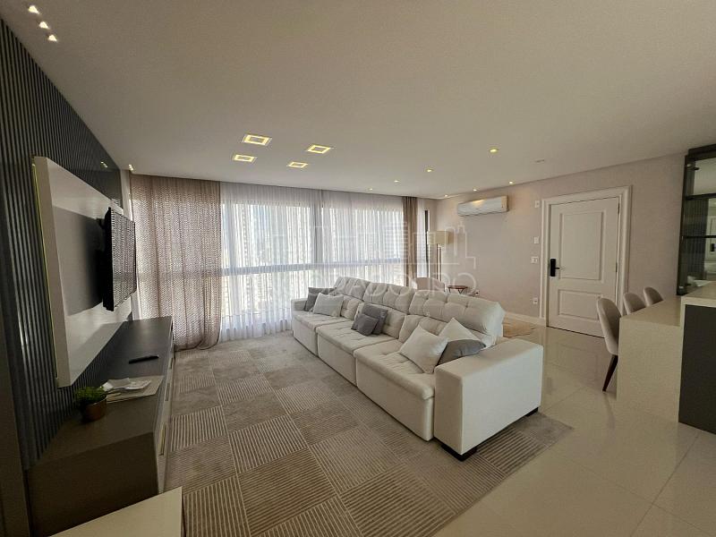 3 suítes, mobiliado, 3 vagas garagem, Avenida Brasil em Balneário Camboriú. — foto 39