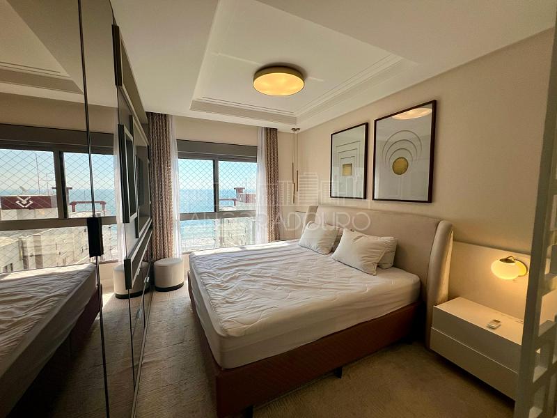 3 suítes, mobiliado, 3 vagas garagem, Avenida Brasil em Balneário Camboriú. — foto 25