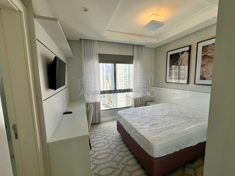 3 suítes, mobiliado, 3 vagas garagem, Avenida Brasil em Balneário Camboriú. — foto 30