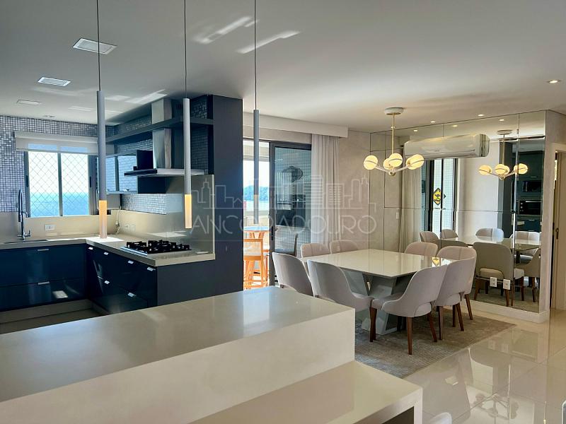 3 suítes, mobiliado, 3 vagas garagem, Avenida Brasil em Balneário Camboriú. — foto 32